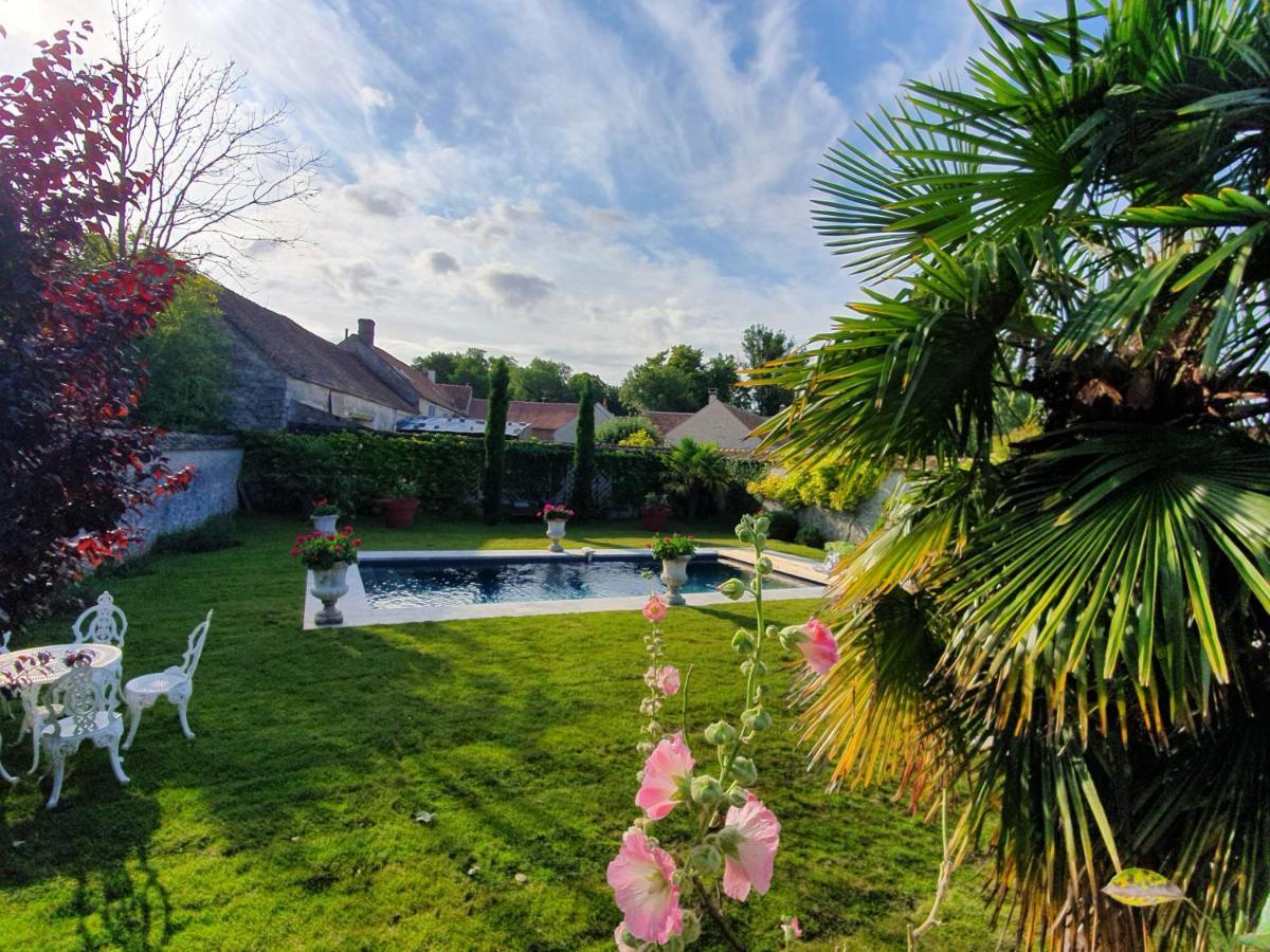 Les Glycines Ury Exterior foto